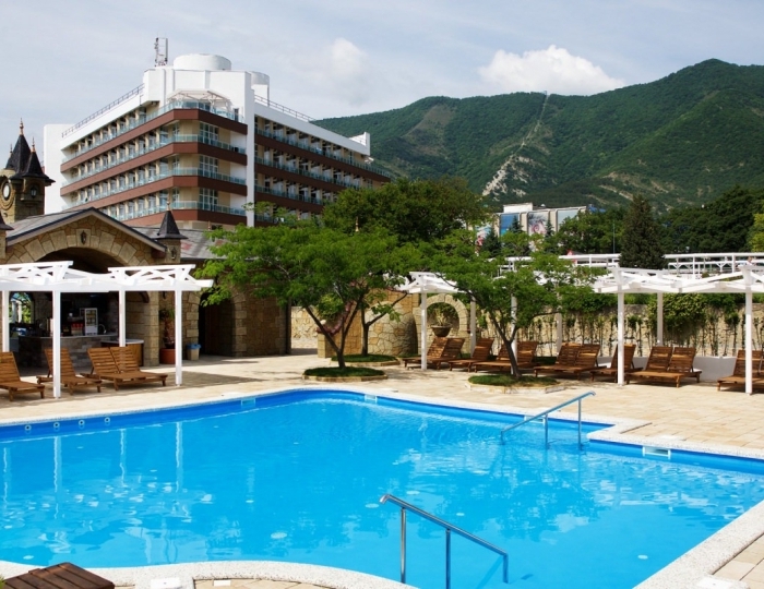 Комплекс бассейнов - Отель Alean Family Biarritz / Алеан Фэмили Биарриц 